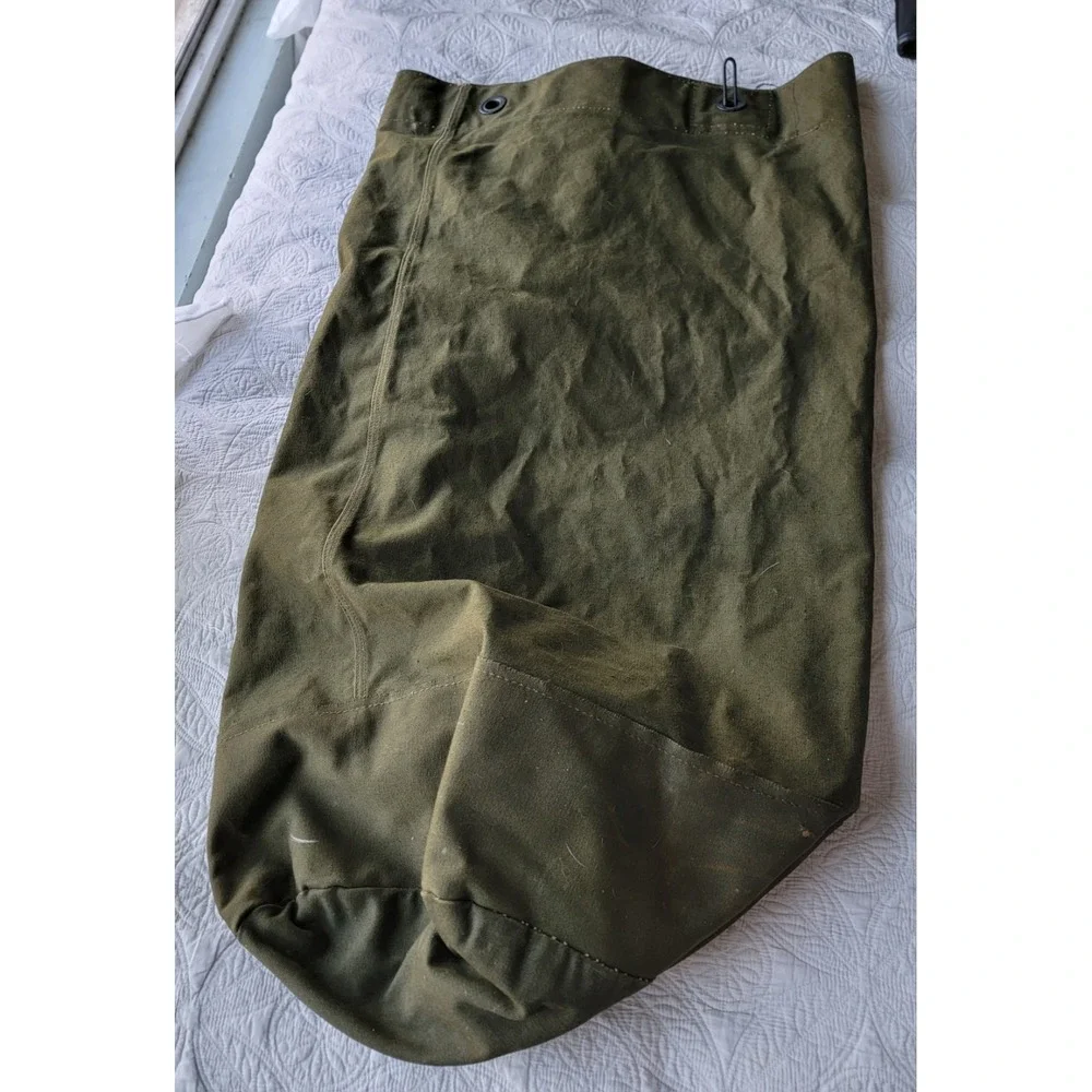 Vintage US Army Military Barrack Duffel Bag in Olive Drab Green Canvas